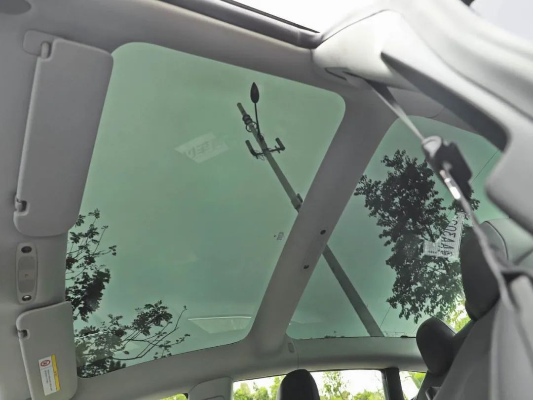 花25万买丰田凯美瑞到底值不值,花十几万去买16年的凯美瑞值得吗