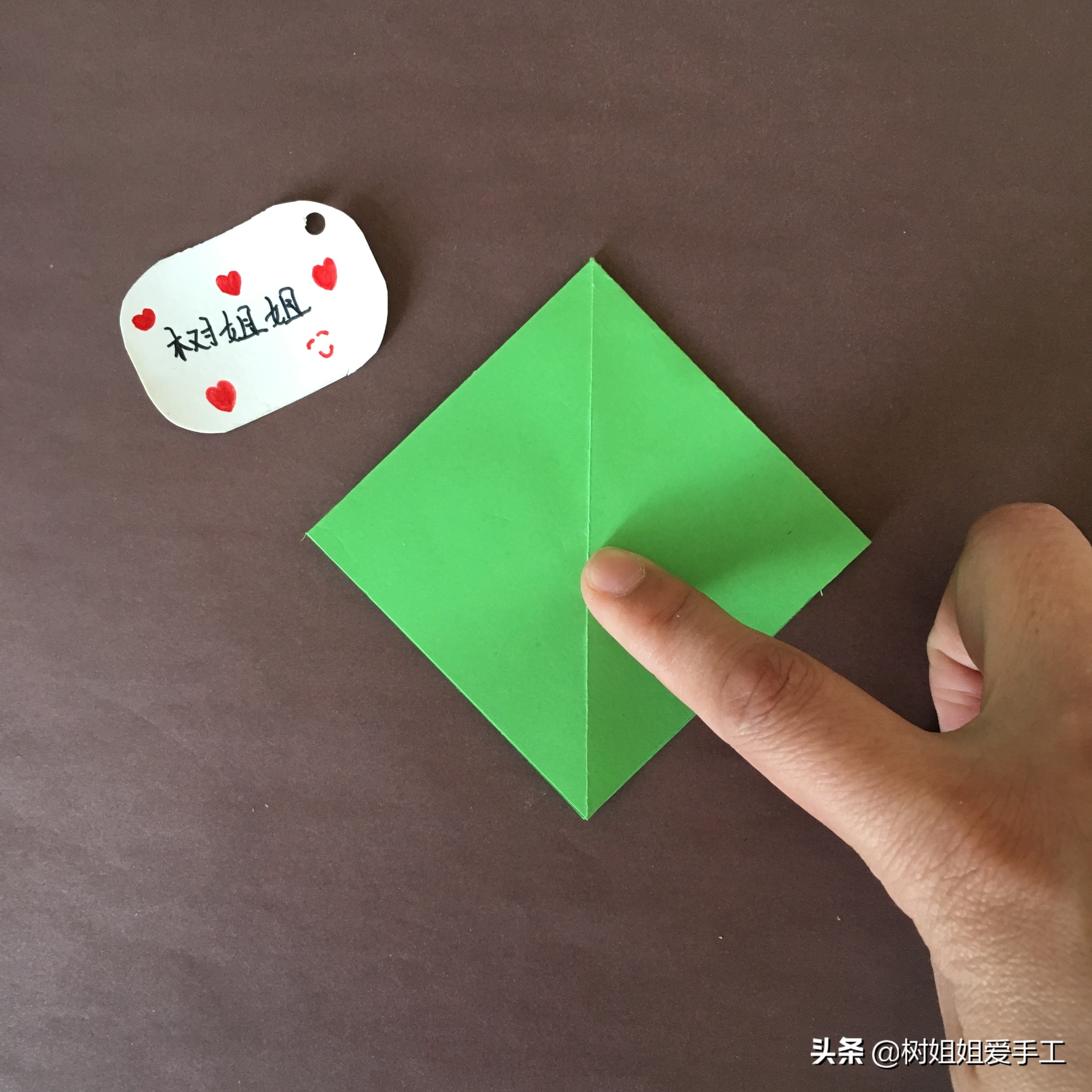 折纸小螃蟹简单折法,折螃蟹最简单折纸方法