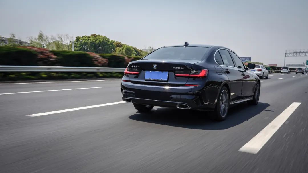 宝马3系销量2023,宝马3系销量登顶b级车