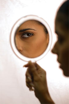 结核病人的脸色什么颜色,结核病人脸色好看吗