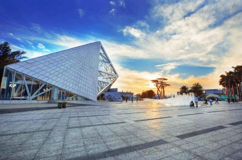 华侨城能成为十倍牛股吗,华侨城股票长期投资前景