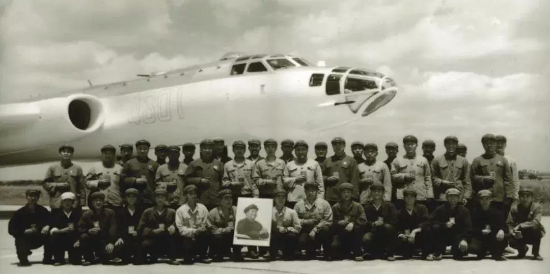 这支受阅的空中王牌部队，54年前还干过一件惊天动地的大事