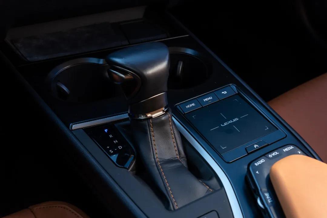 雷克萨斯ux260试驾体验,雷克萨斯ux260h试驾体验