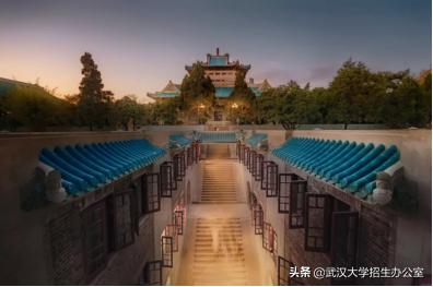 毛主席此生只正式视察过2所大学，其中1所在武汉，走出了100余位两院院士！