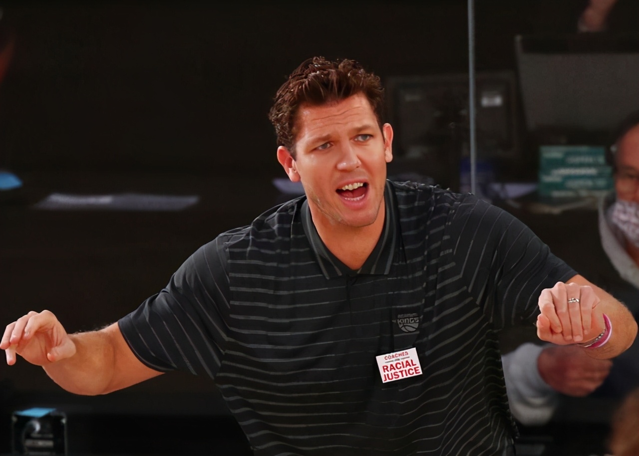 球爹狂吹鲍尔完整版,湖人教练评价沃顿