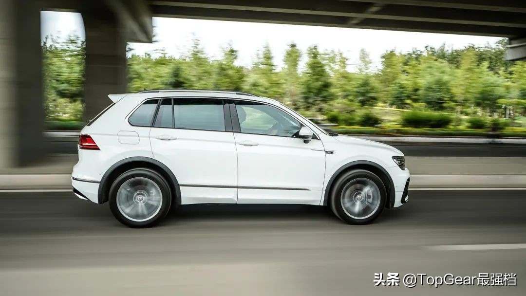 传说中的“德味”，到底是什么味？试驾进口大众TiguanR-Line