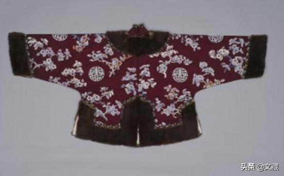 冬天不想穿羽绒服穿什么可以保暖,古代的女子穿冬天的衣服