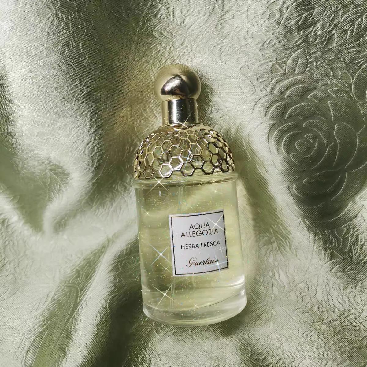 送香水哪一款合适,送情侣香水送什么好平价