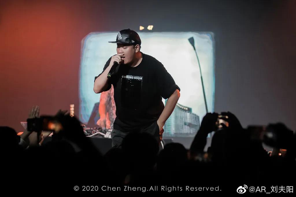 上周我听到的每一首歌几乎都很优质