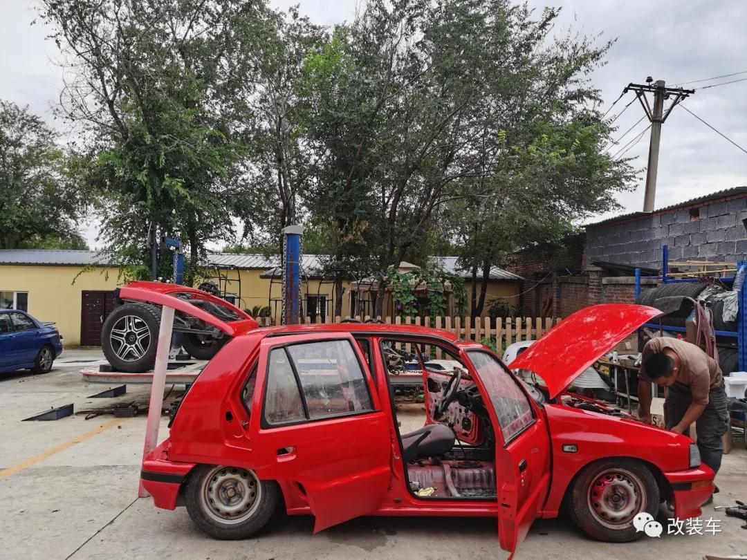 最早的夏利叫什么名字,夏利经典车型