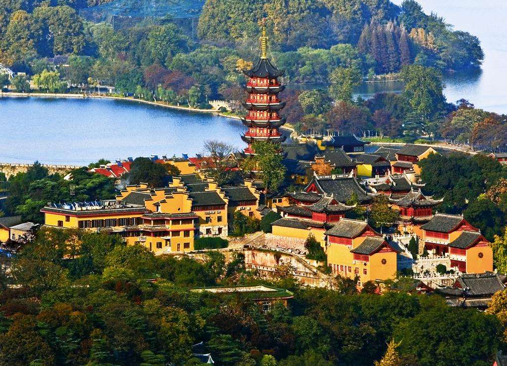 南京网红鸡鸣寺打卡景点,南京鸡鸣寺打卡