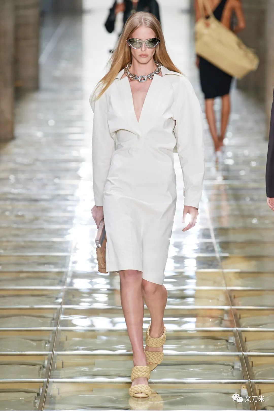 从换人史看LVMH敛金术