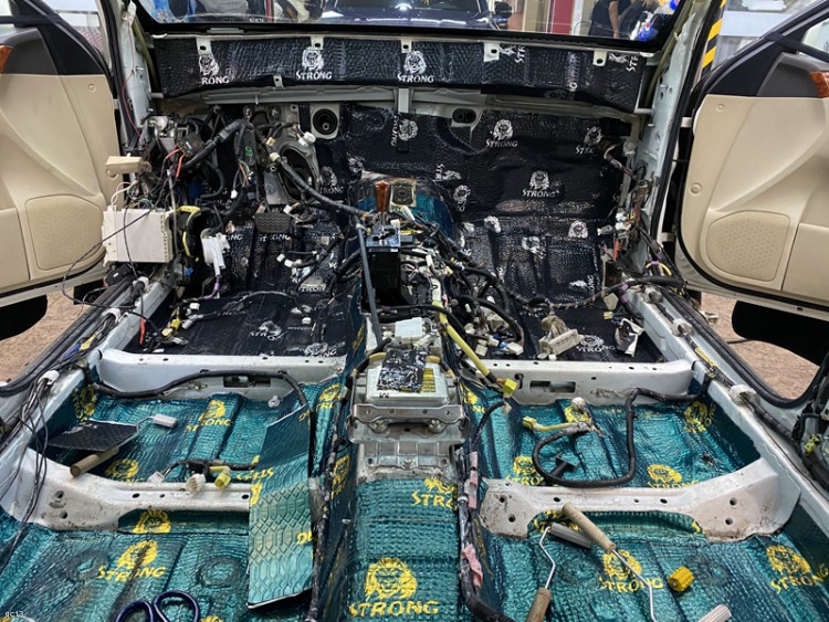 皇冠除味隔音,皇冠车隔音除异味