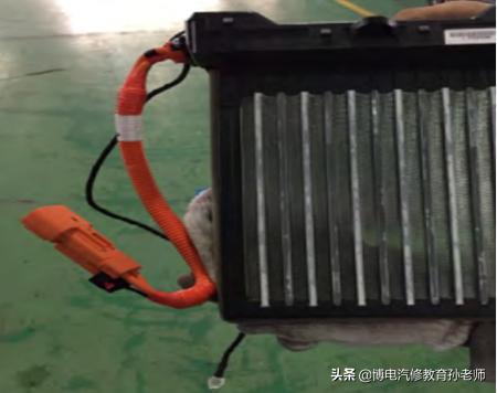 电动车出现ready开不动什么原因,电动车显示请检查动力系统