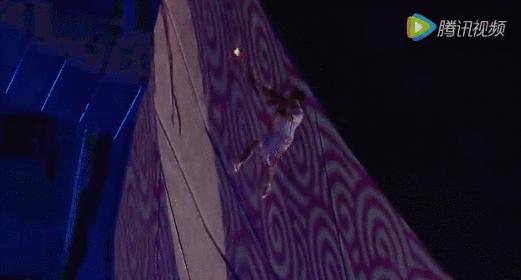 李宁跌落神坛,李宁跌落神坛视频