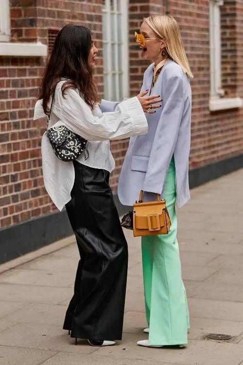 快来get这款潮酷腋下包吧,腋下包轻奢小众lisa