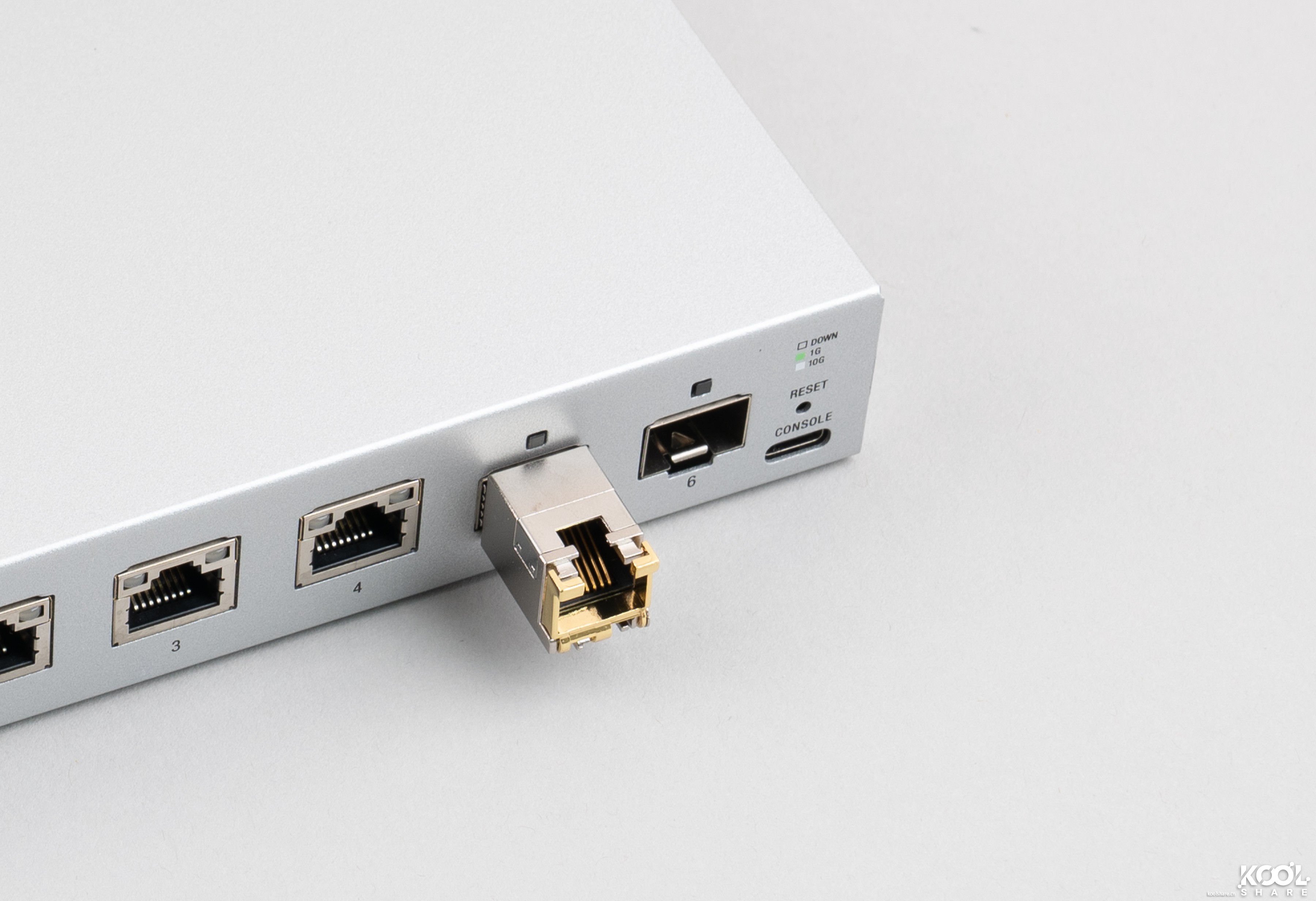 ubnt千兆交换机最高达到多少兆,ubnt万兆交换机全家桶