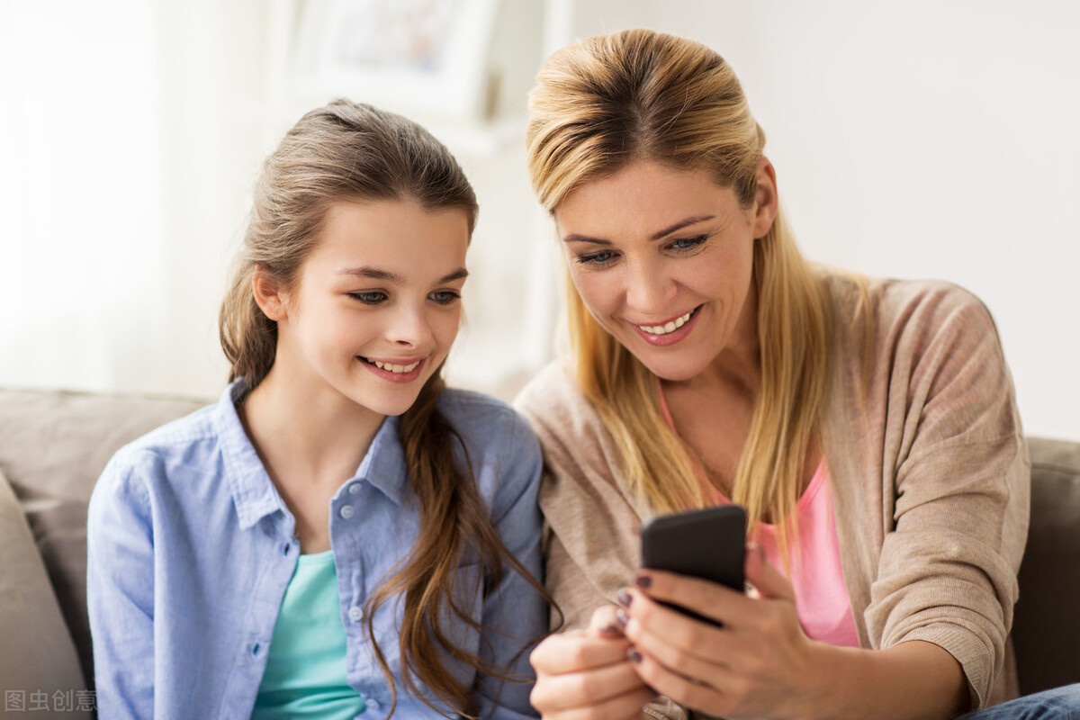 孩子在学校被打怎么告诉老师,孩子在学校被同学打了咋办