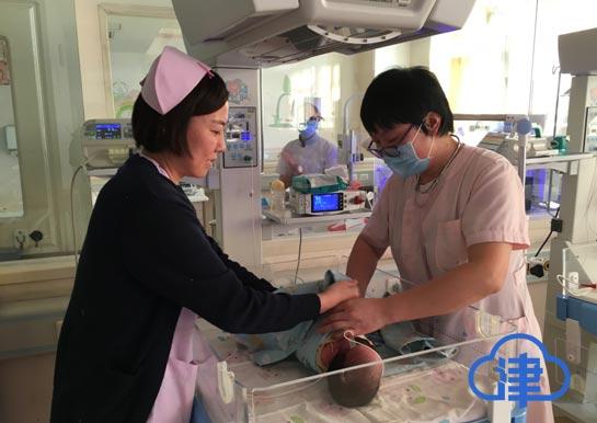 【新春走基层】医大二院新生儿科：救治没有春节假期必须24小时待命