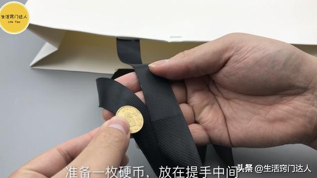 出门为啥要在身上放一枚硬币,出门带硬币的正确方法