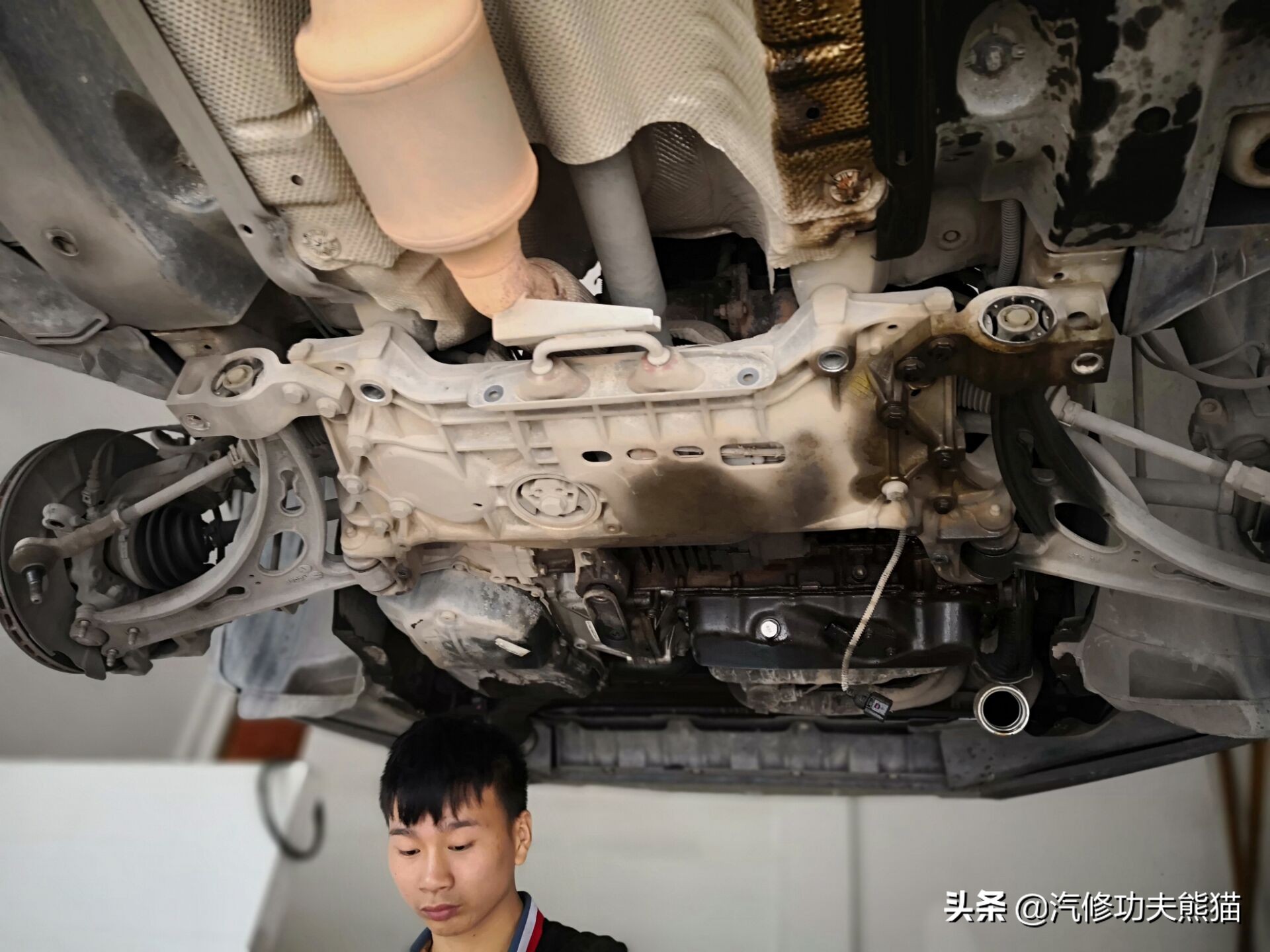 大众途观发动机烧机油维修多少钱,2010款大众途观严重烧机油