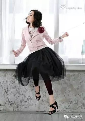 做了件大人的纱裙，好仙的感觉