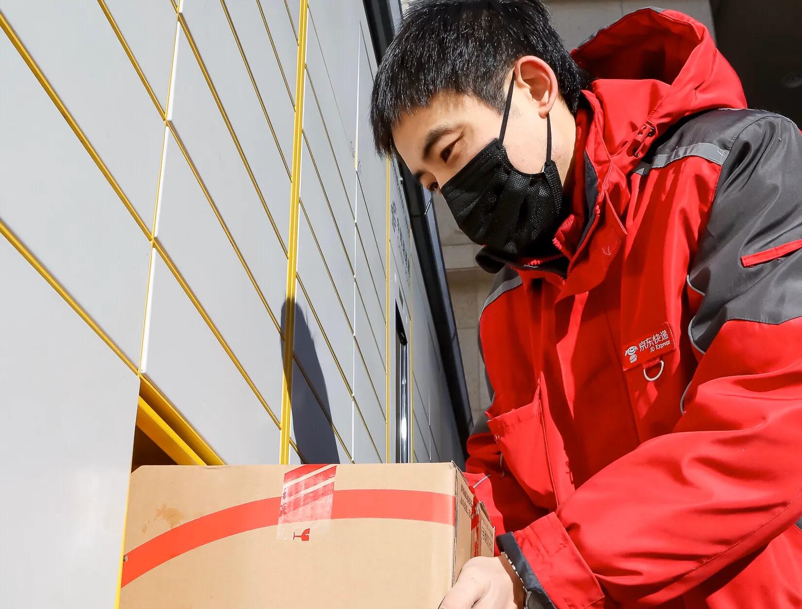 刘强东的背后,描述刘强东针对京东的贡献