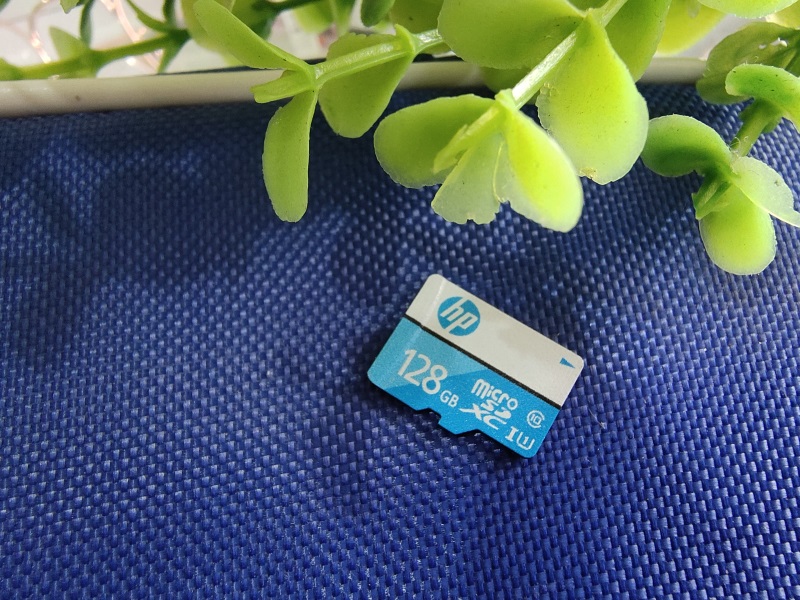 在拼夕夕上买东西值吗,在拼夕夕买到假品牌