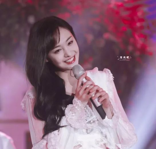 发际线秃有没有好的方法,发际线秃了一块怎么弄齐刘海