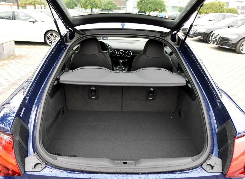 奥迪小tt各款,奥迪tt颜值对比