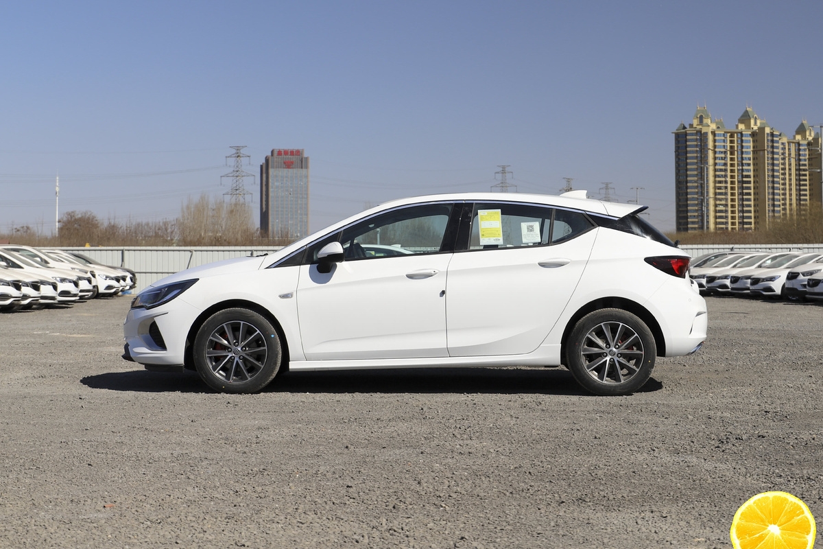 从18.59万降到15万的合资车,从11.95万降到6.95万的合资车