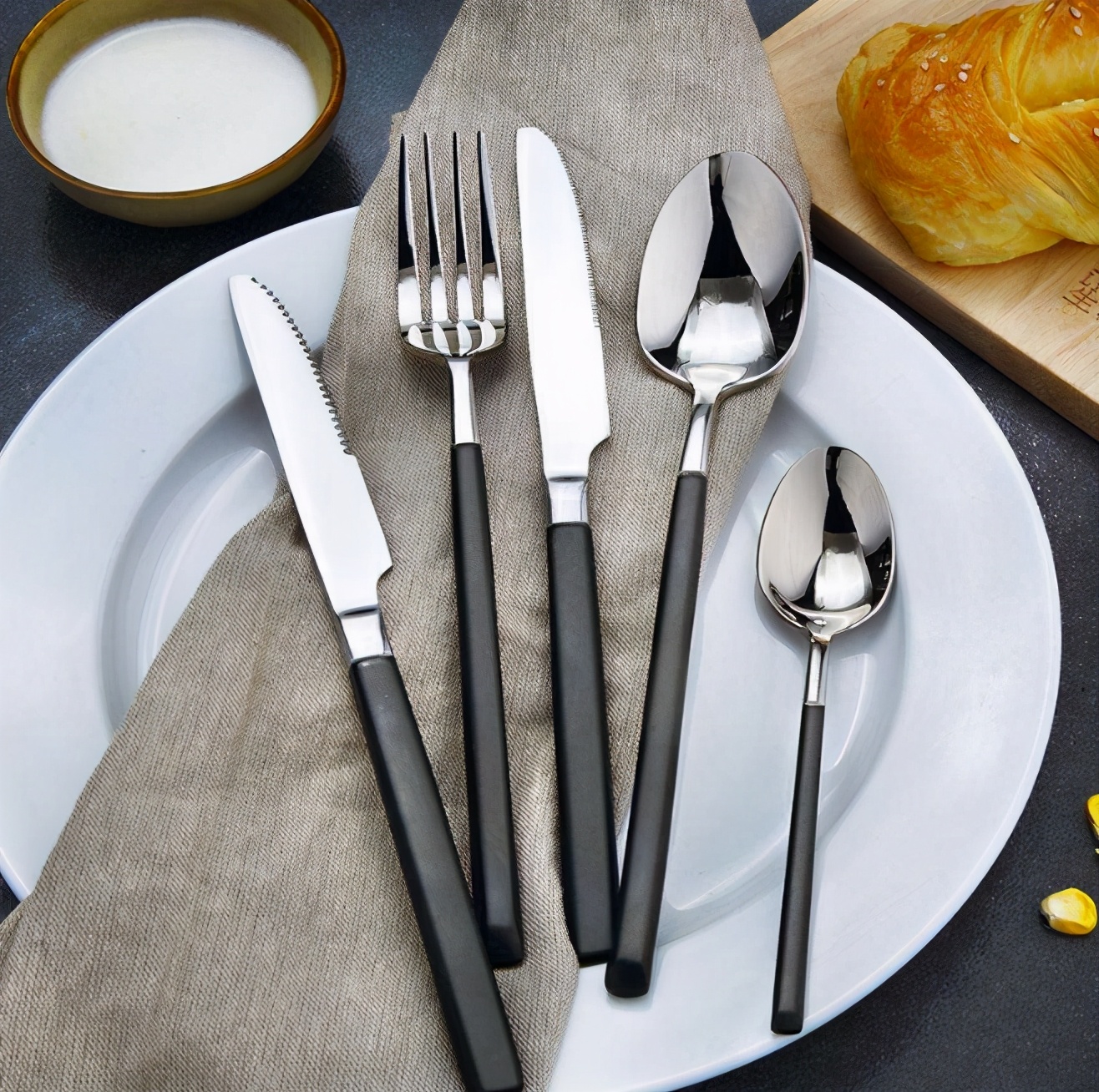 316不锈钢和304的哪个耐腐蚀,不锈钢316和304对比哪个好