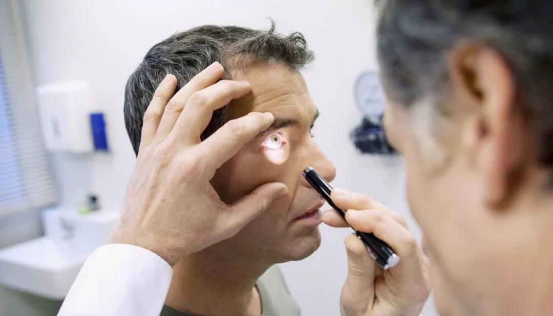 甲亢病人的护理措施包括哪些,甲亢如何保养眼部