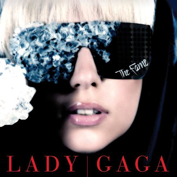 ladygaga承认自己是个平凡人,ladygaga一个明星的诞生发布会