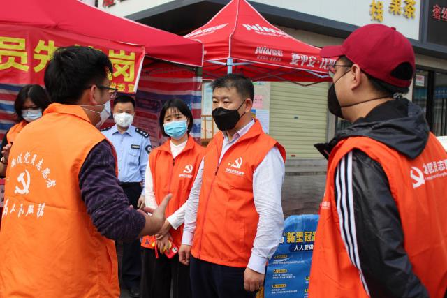 濡備綍鍧氭寔涓ゆ墜鎶撲袱鎵嬮兘瑕佺‖,涓ゆ墜鎶撴槸鎬庝箞鎶撶殑