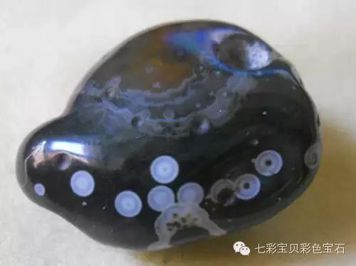 石英质玉和玛瑙玉髓的区别,什么是玉髓什么是优质玉髓