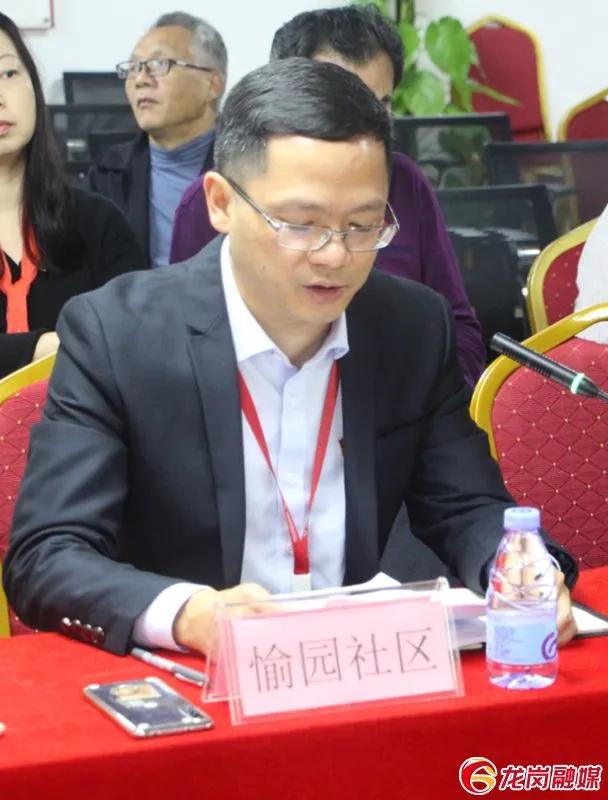 疫无反顾勇担重任践初心,疫无反顾逆行而战
