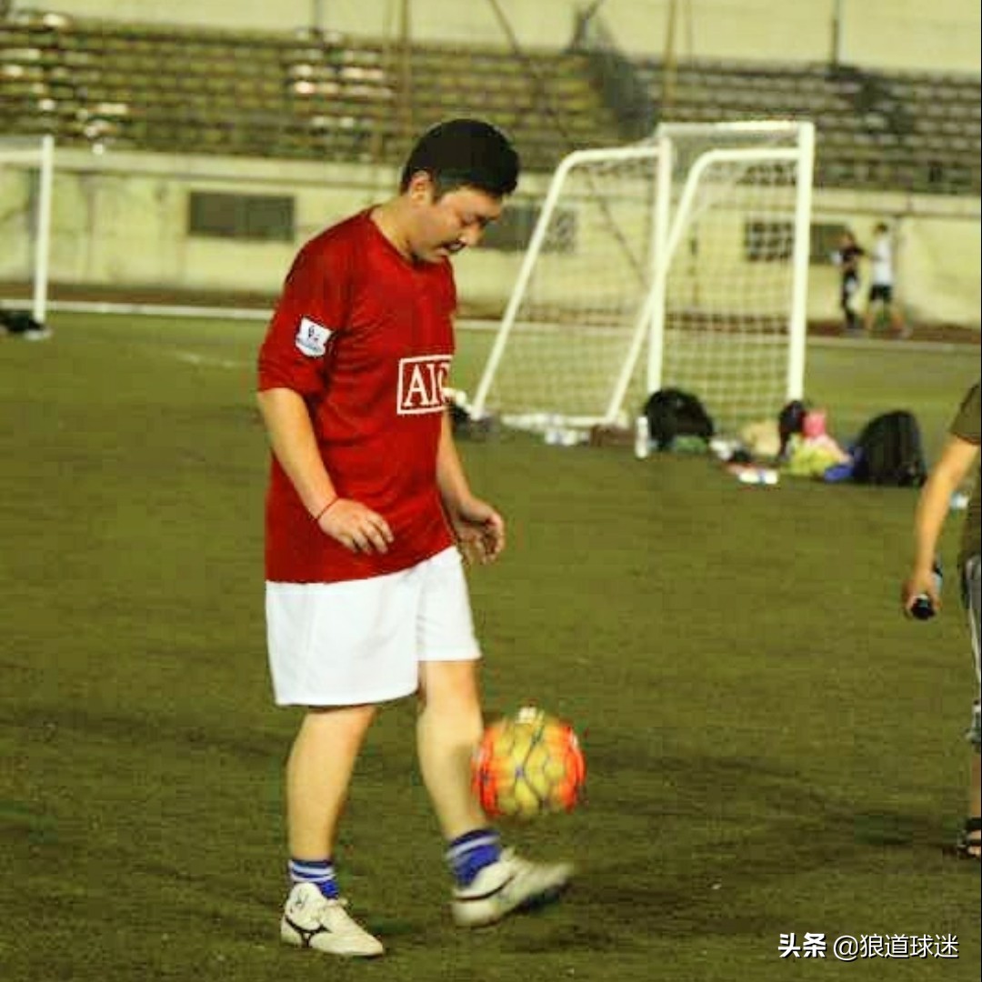 为长安竞技写歌的痴心球迷——毛毛