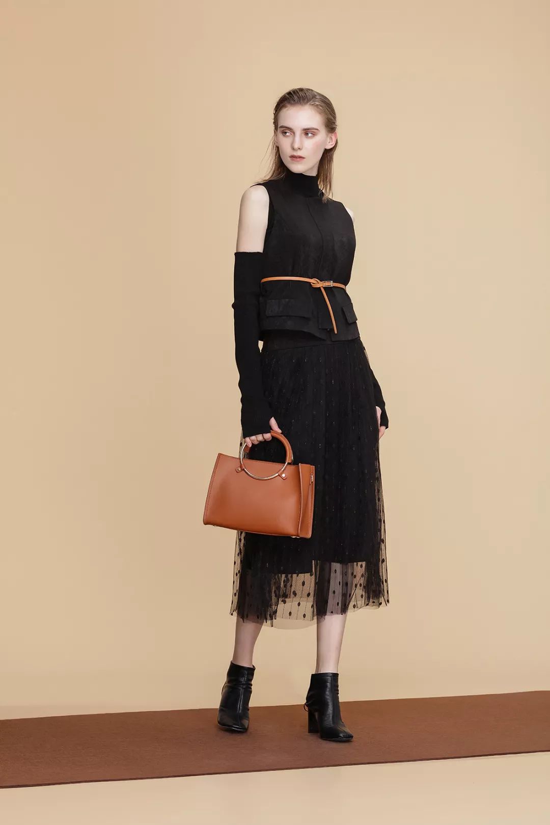 衣服发黄清洗实测,夏季衣服褶皱怎么快速恢复