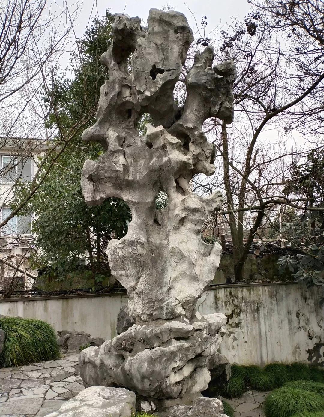 怪异的奇石,怪异奇石风景图片