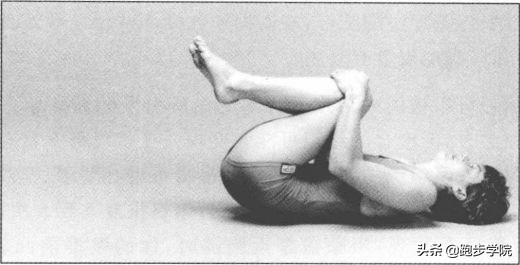 腰椎间盘突出跑步好还是跳绳好,腰椎间盘4-5节突出可以跑步吗