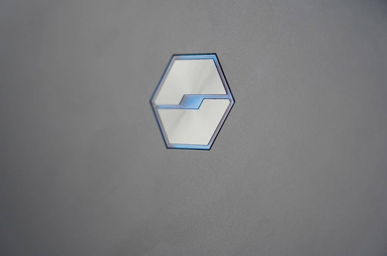 高色域144Hz电竞屏机械革命蛟龙P760AMD游戏本测试