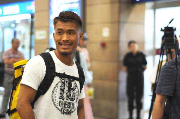 日本“搬水工”的“洛奇”路