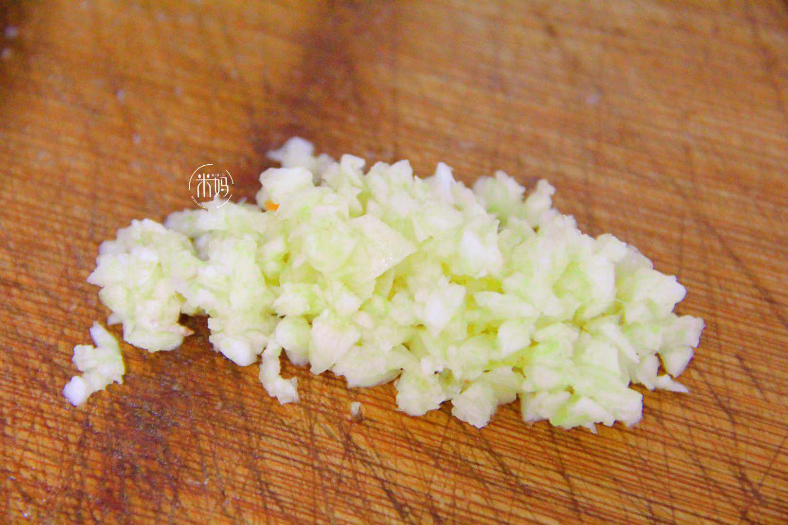 冬天多做此菜脆嫩香甜营养美味,此菜鲜嫩又脆爽