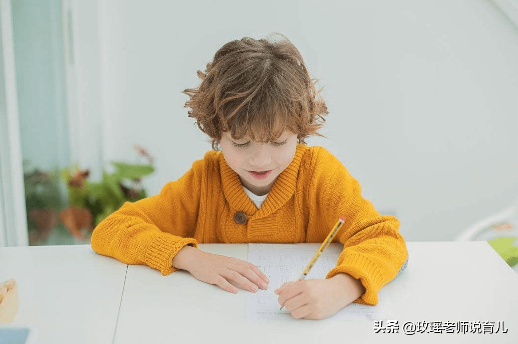 孩子是左撇子怎么办？需要纠正吗？看看孩子的“优势半球”再决定