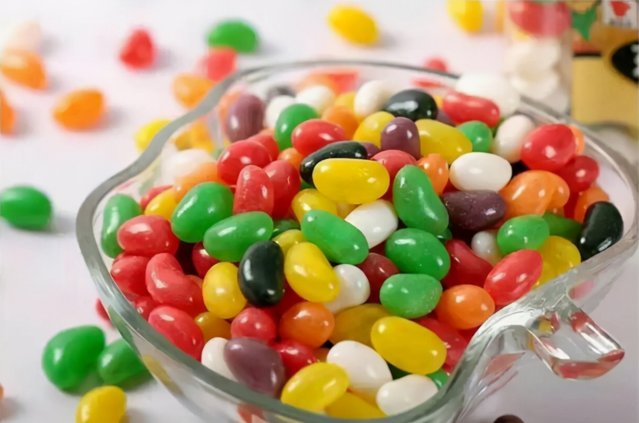 三岁半儿童自控能力很差,三岁小朋友自控能力差怎么教