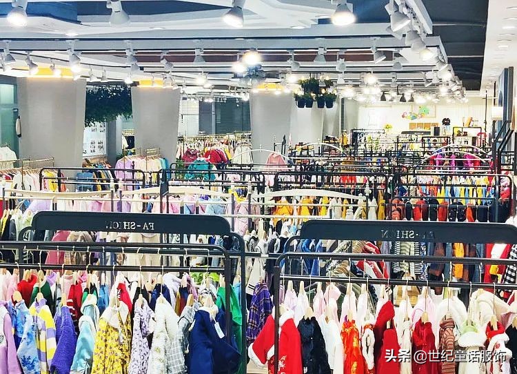 品牌折扣童装店开在哪里比较好,折扣童装店好做吗