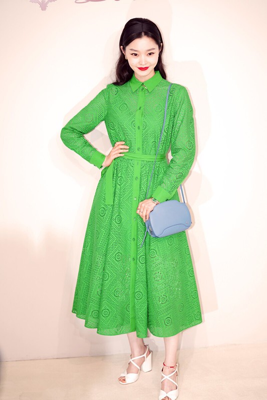 白蕾丝如何穿好看,蕾丝控怎么穿才好看