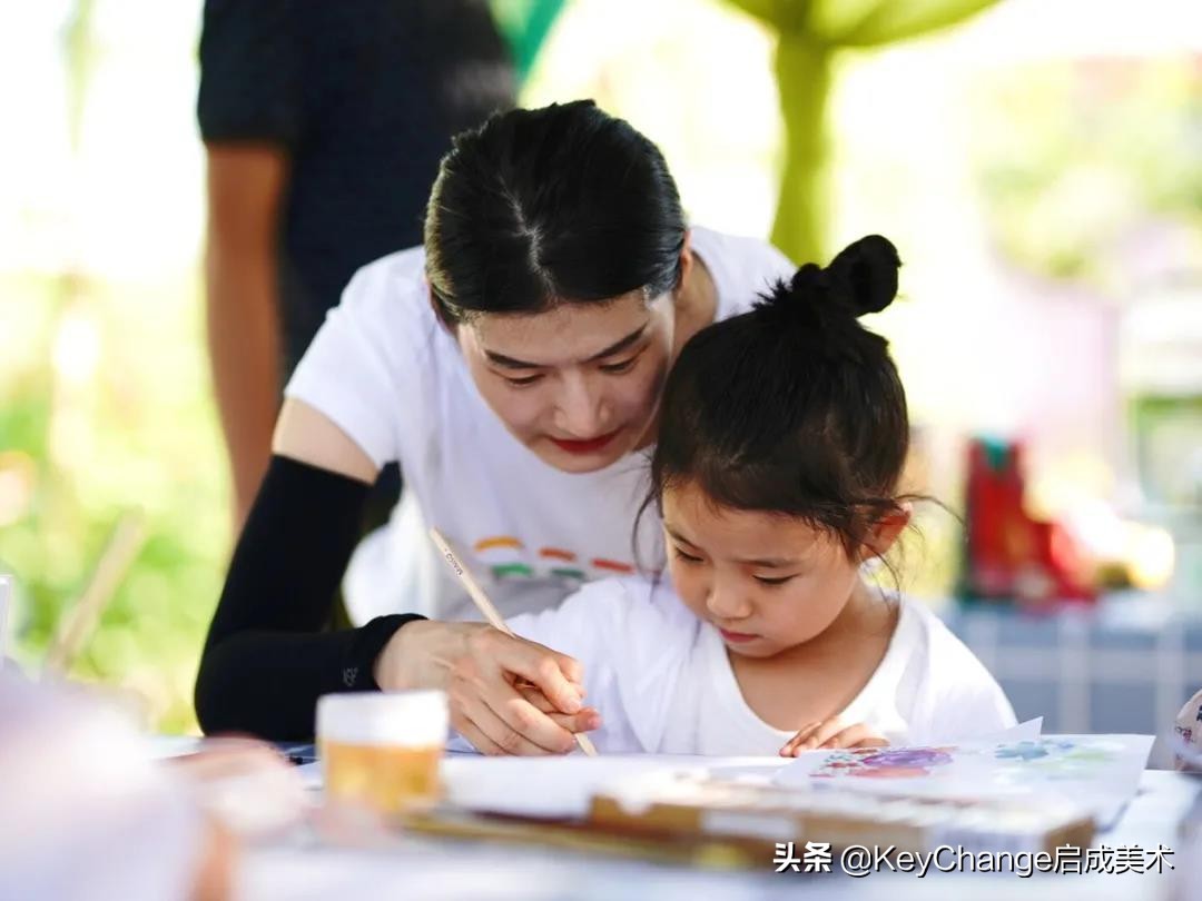 家长说学艺术真的没意思,家长为什么觉得孩子学艺术是废物