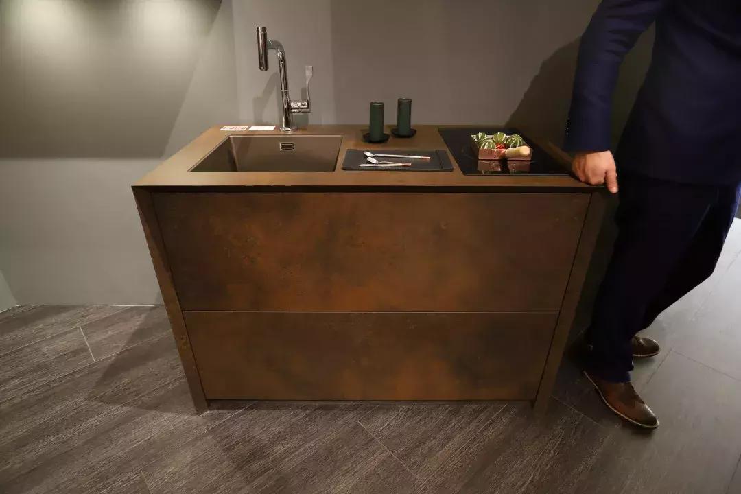 如何用5000块钱把房子装修好,装修把钱花光了